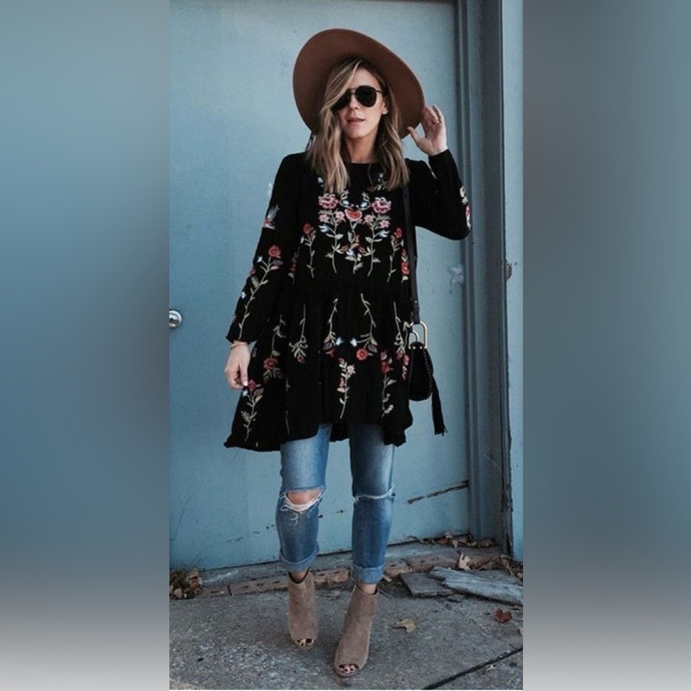 Philosophy Floral Embroidered Long Sleeve Dress Womens Black Short Flowy Sz M - Picture 3 of 16